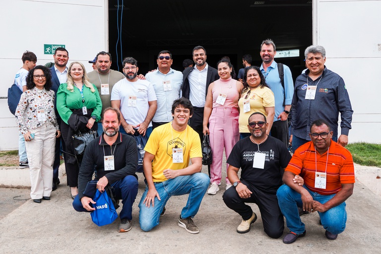 Produtores de mel e representantes da Néctar da Amazônia participam da Rota do Mel, iniciativa que incentiva a meliponicultura sustentável na Amazônia, com participação do CEO da Néctar Richardson Frazão e Julio Avelar