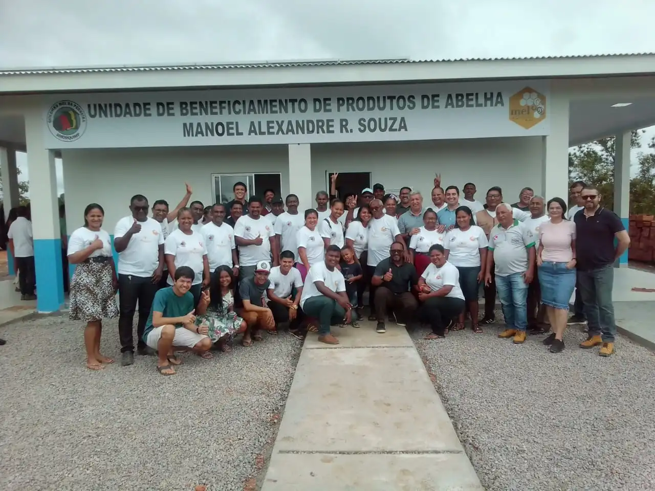 Unidade de Beneficiamento de Produtos de Abelha Manoel Alexandre R. Souza